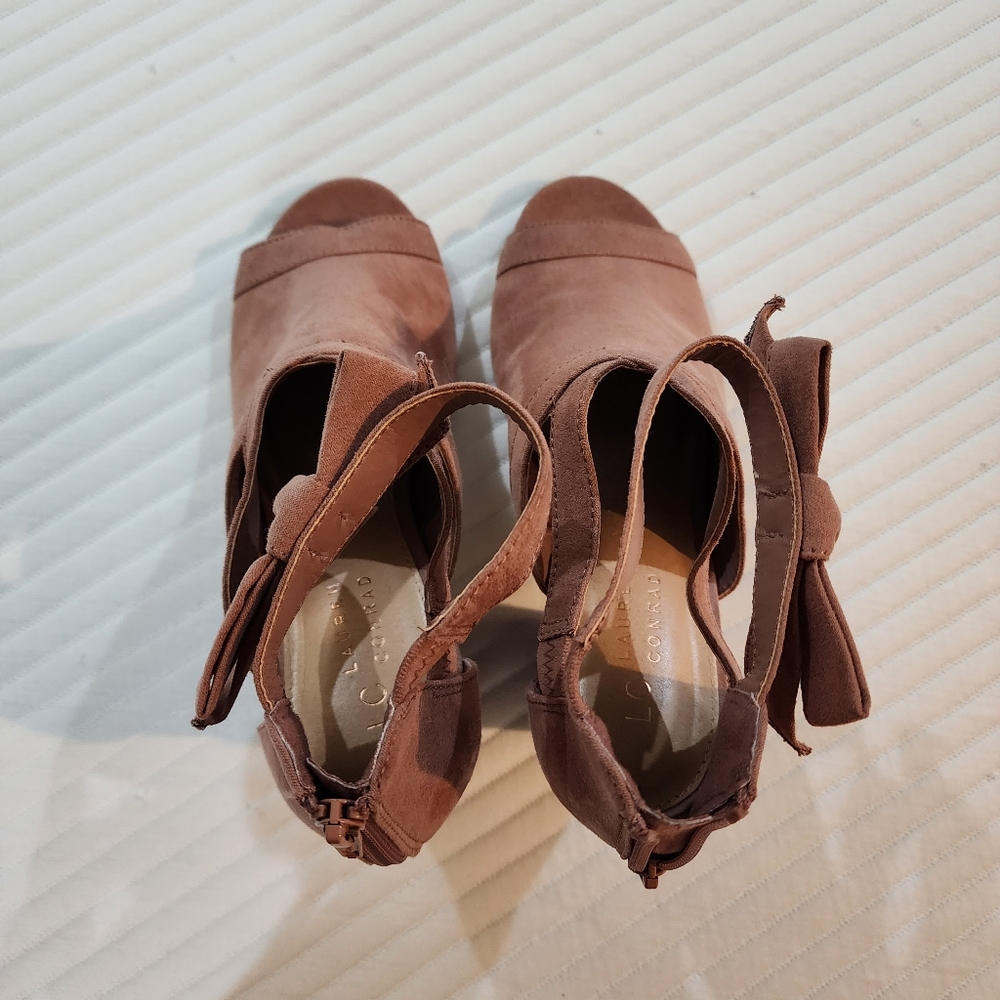 Lauren Conrad mauve pink suede open toe boots Size 8.5 - Picture 3 of 16